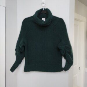 Jade green 100% cotton Cabi turtle neck with rouged long sleeves